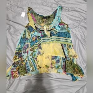 Daytrip multi color dressy tank top. EUC. Women's small. TTS.